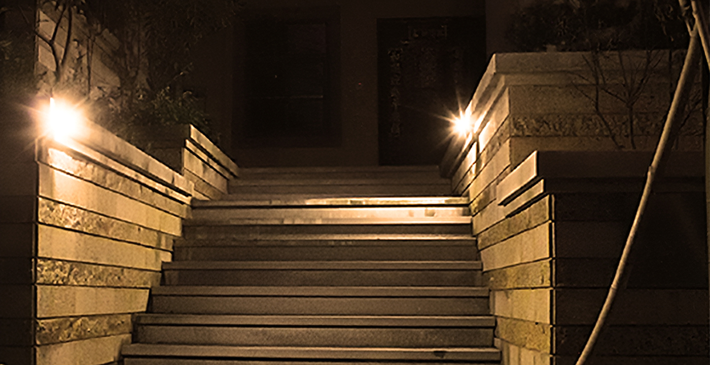 太阳能壁灯 SWL-06PRO大门安装