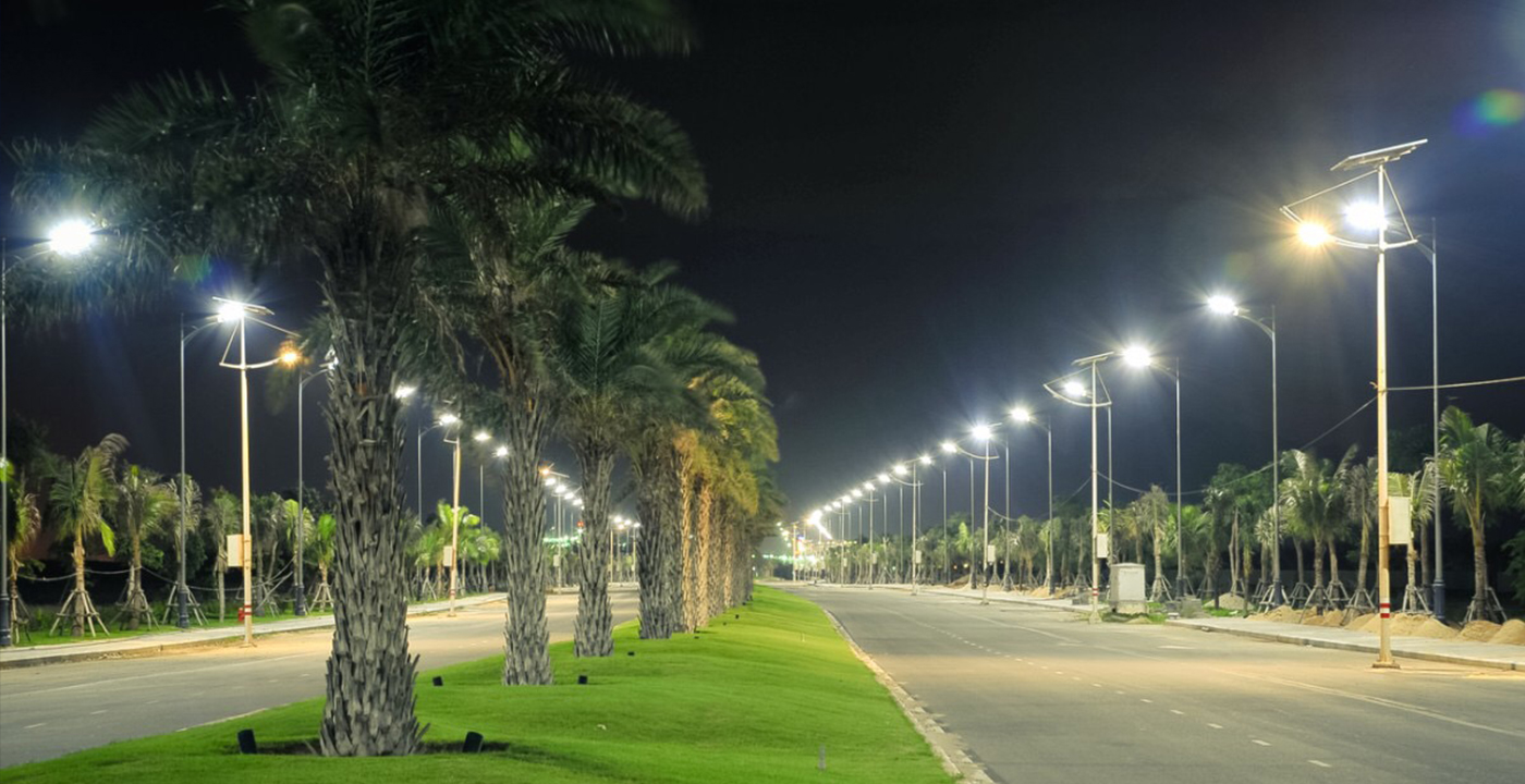 太阳能路灯SSL-38M/39M/310M市政道路安装案例