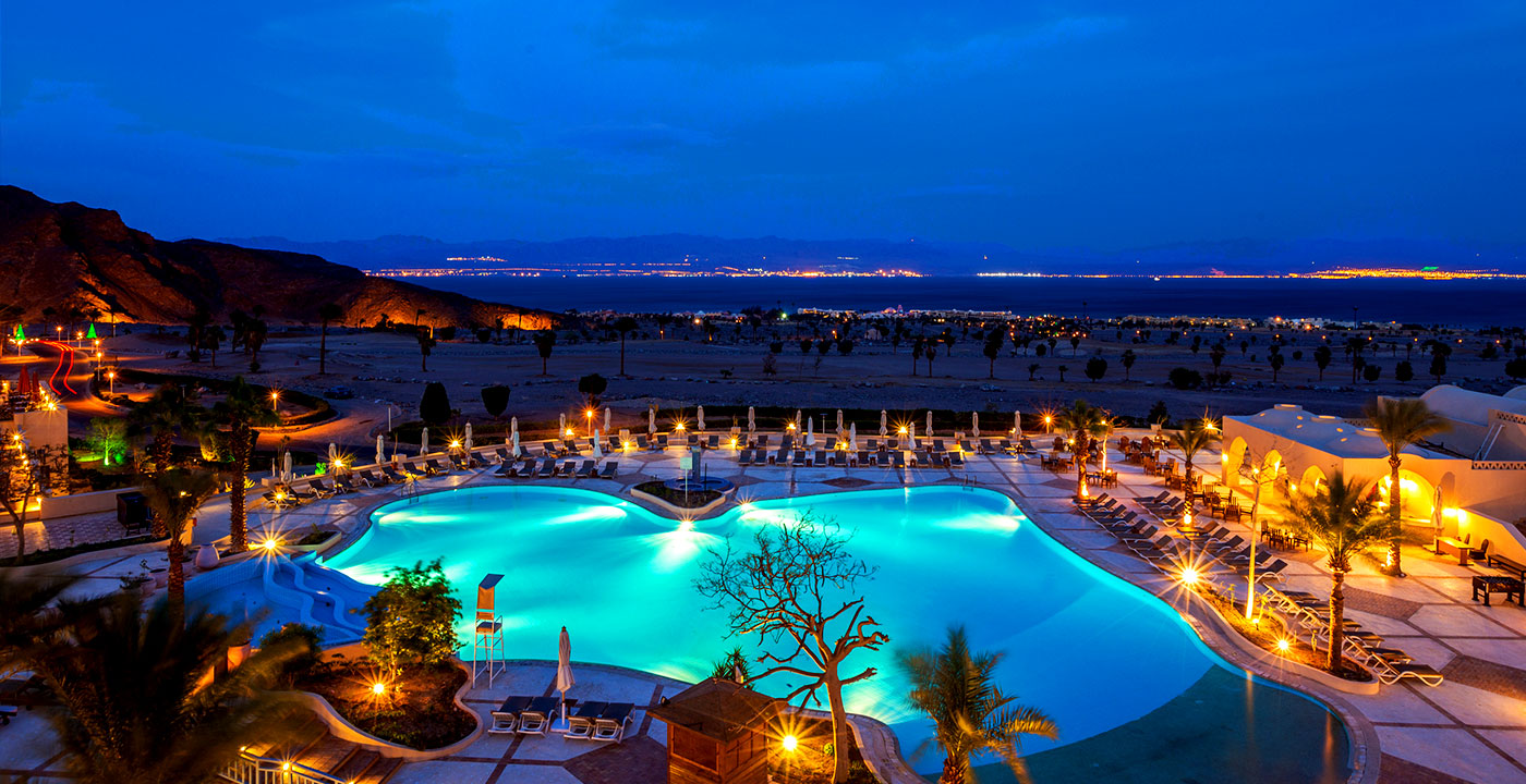 智能照明系统为酒店会所呈现不一样的光效