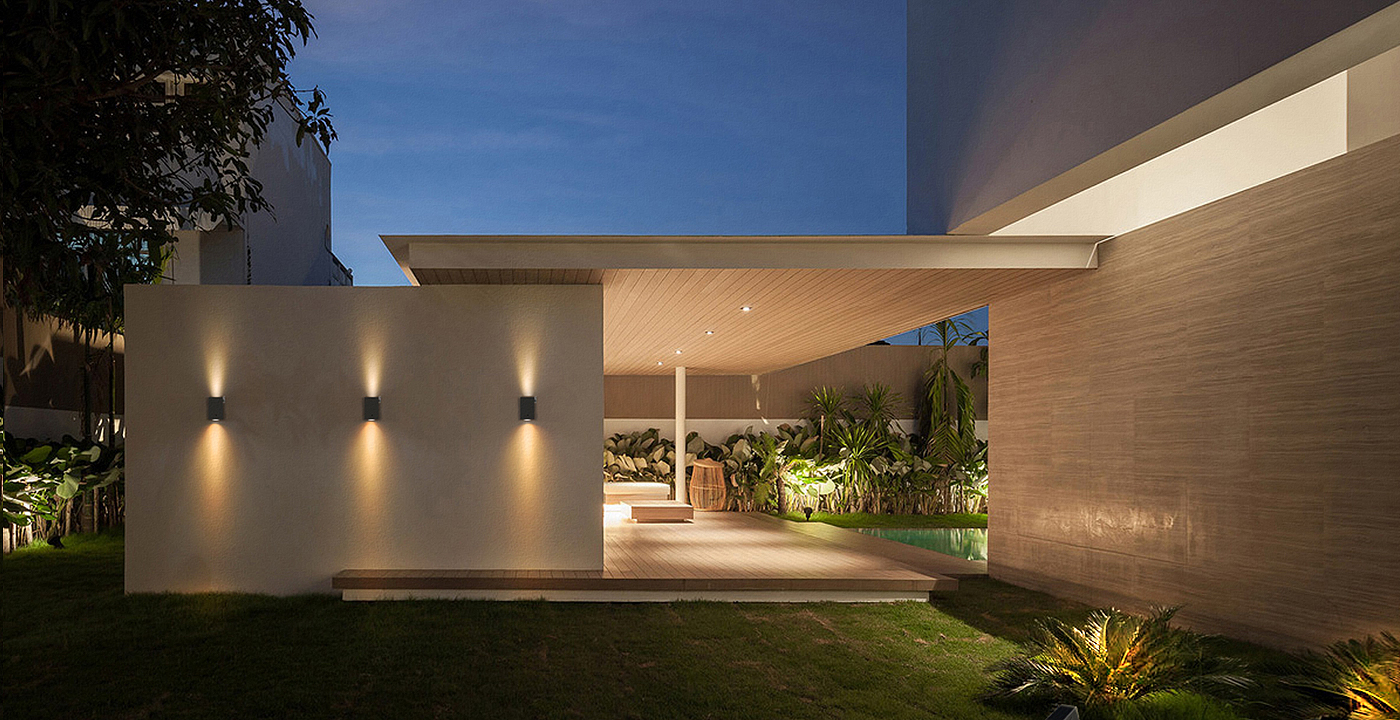 智能照明太阳能壁灯AUL-01户外壁装