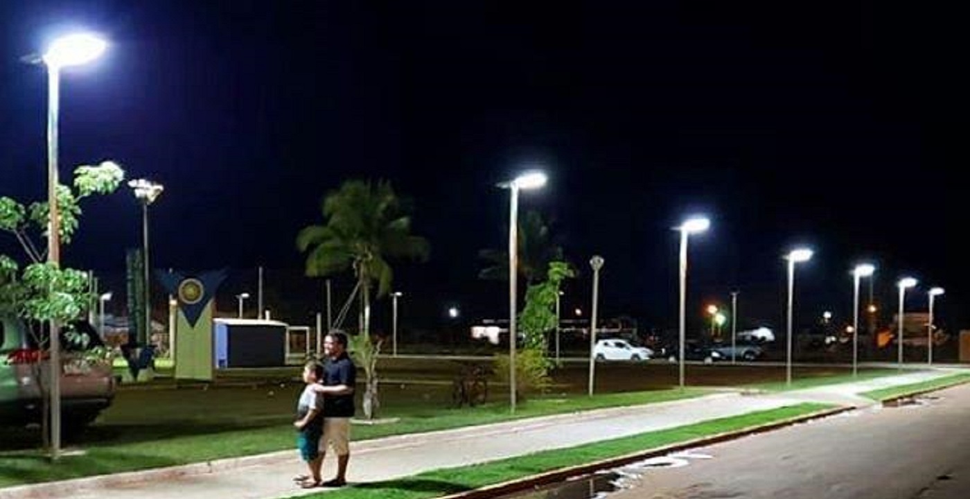 太阳能路灯出口案例