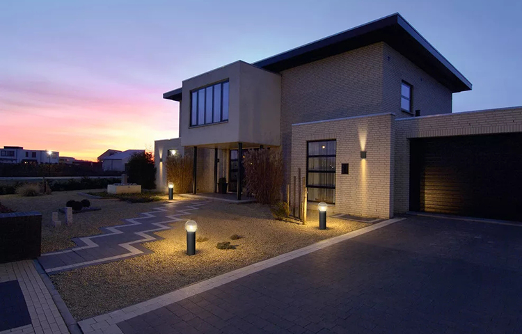 solaraxy智慧照明针对户外景观照明问题自主研发的智能照明系统