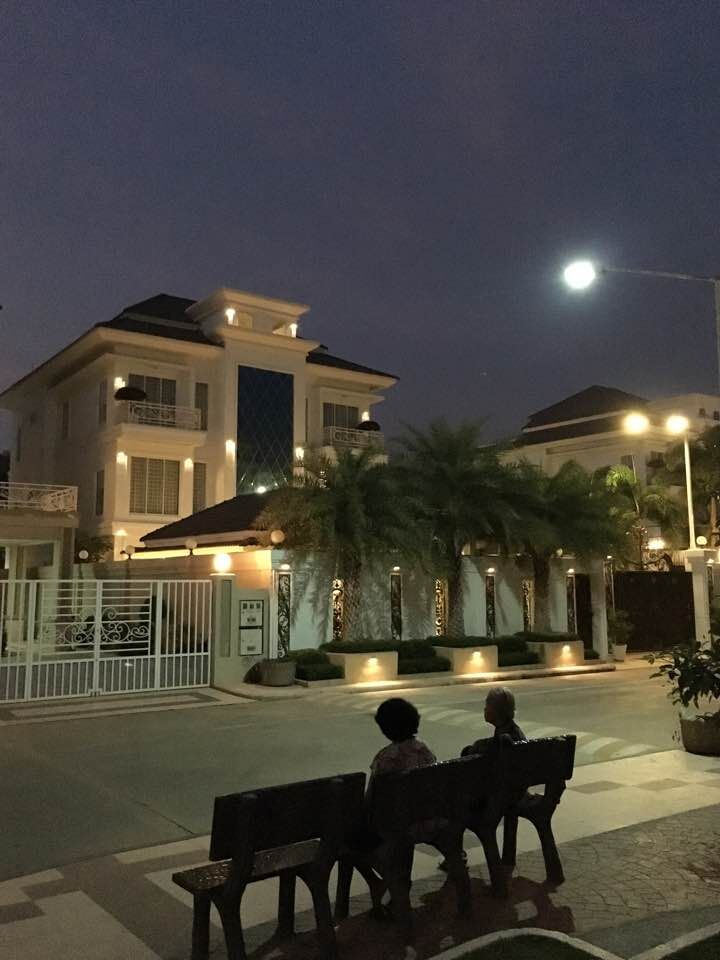 太阳能景观灯的安装