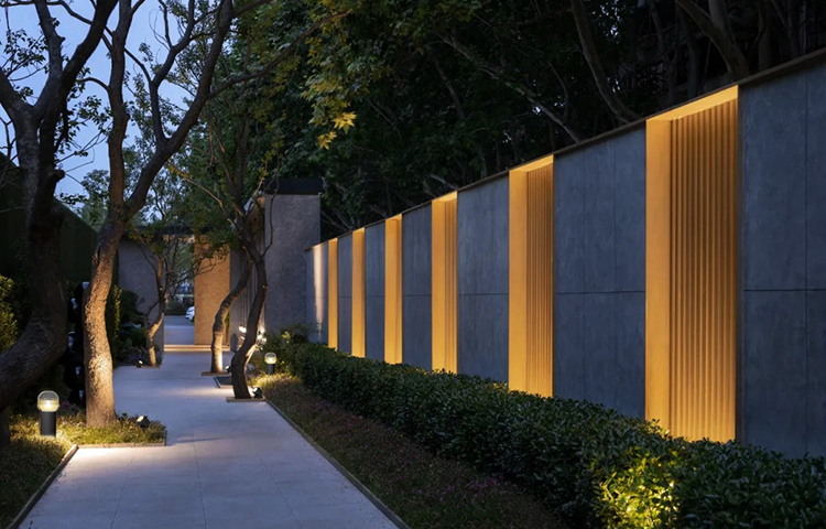 景观照明设计在满足观赏性还需动态变幻效果