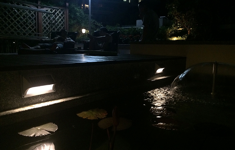 别墅庭院景观种按摩有很多种用途