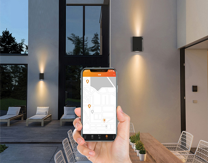 智能照明太阳能壁灯