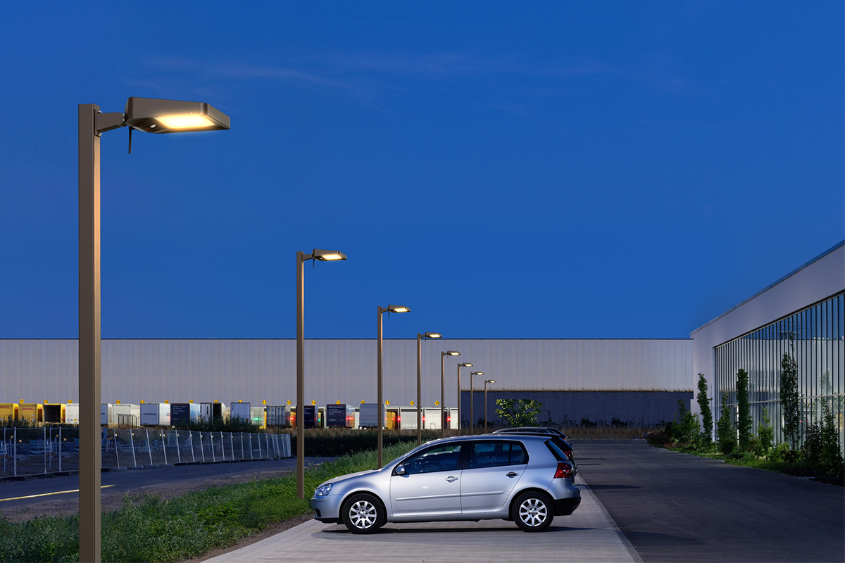 智能照明停车场