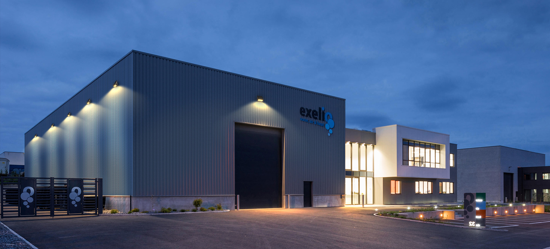 智能照明投光灯