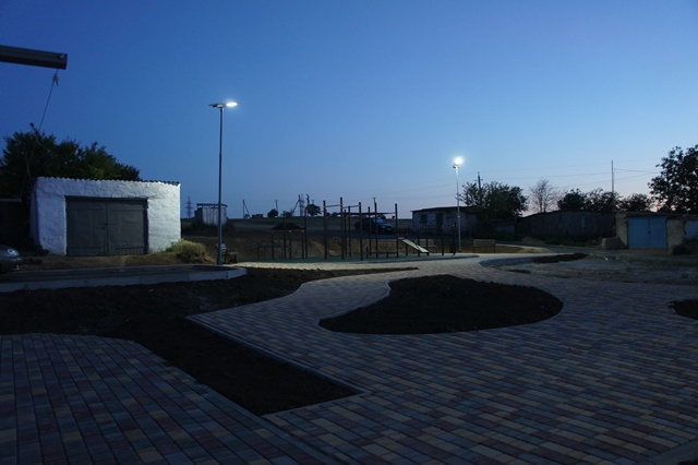 旭日东方SOLARAXY灯具分类包含太阳能路灯在内的所有景观照明灯具