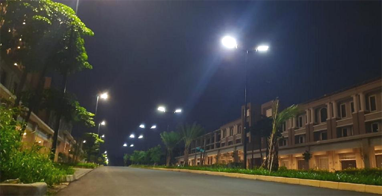 蓄电池是太阳能灯的重要部件