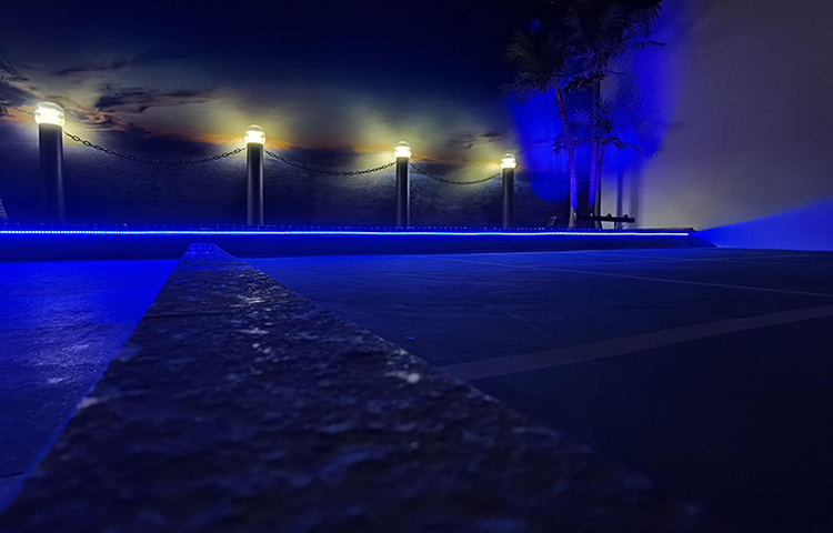 别墅庭院灯带运用