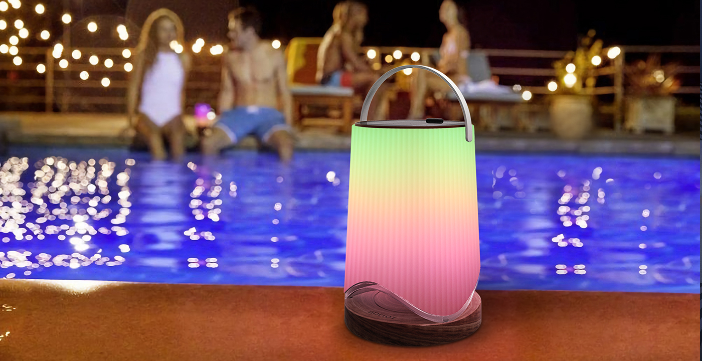 新能源智能照明桌面灯露营场景图1